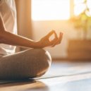 Bosque del Silencio & Santuario Sónico & Tiempo Eterno - Una Meditación Suave Que Fluye Con Armonías Tranquilas ()